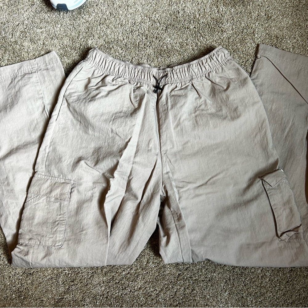 Nike womens dirt pink Cargo Pants